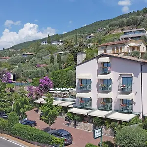 https://hotel-villa-carlotta.hotelinveneto.com